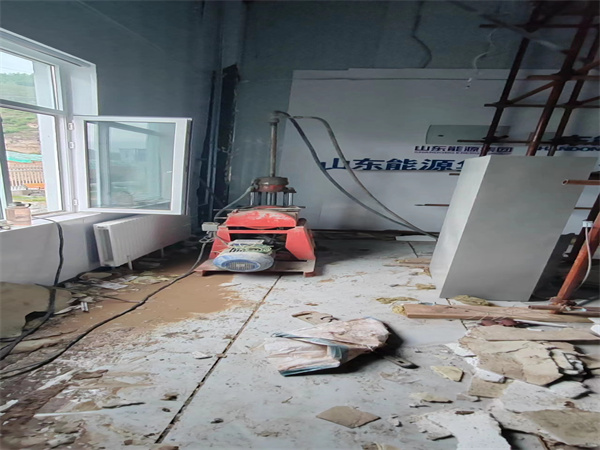 香洲地基基础下沉墙体裂缝加固注浆顶升施工